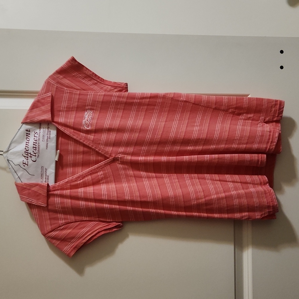 T shirt with collar